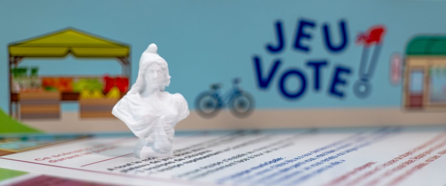 Première présentation du coffret « Jeu Vote ! »