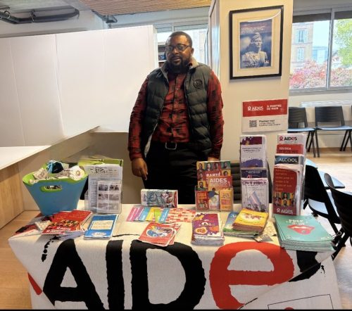 Demi-journée de dépistage du VIH et des hépatites à la SPADA 92, organisée dans le cadre des permanences mensuelles assurées par notre partenaire AIDES.