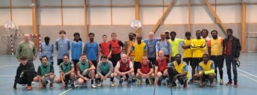 Du sport pour sortir de chez soi, pour apprendre à se connaitre et partager un temps convivial dans le respect de chacun. Un moment agréable organisé par nos services de Quimperlé. Merci à tous pour cette participation (collègues et personnes accompagnées) avec le souhait de réitérer l’expérience.